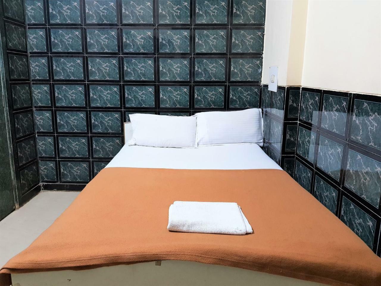 Hexa Metro Plaza Hotel Mumbai Exterior photo