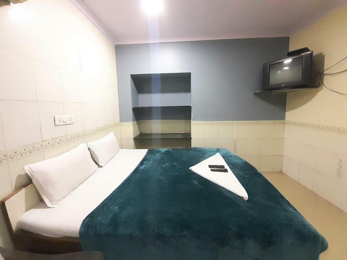 Hexa Metro Plaza Hotel Mumbai Exterior photo
